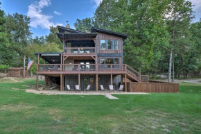 Beaver Lake Hideaway with Fire Pit by Marina, Eureka Springs